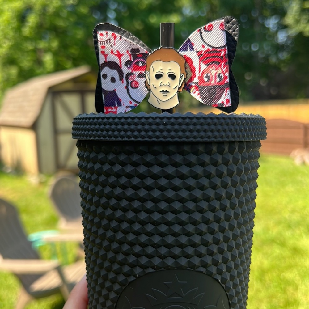🧡🖤🧋 Michael Myers Halloween Horror movie  straw topper bow handmade with pin